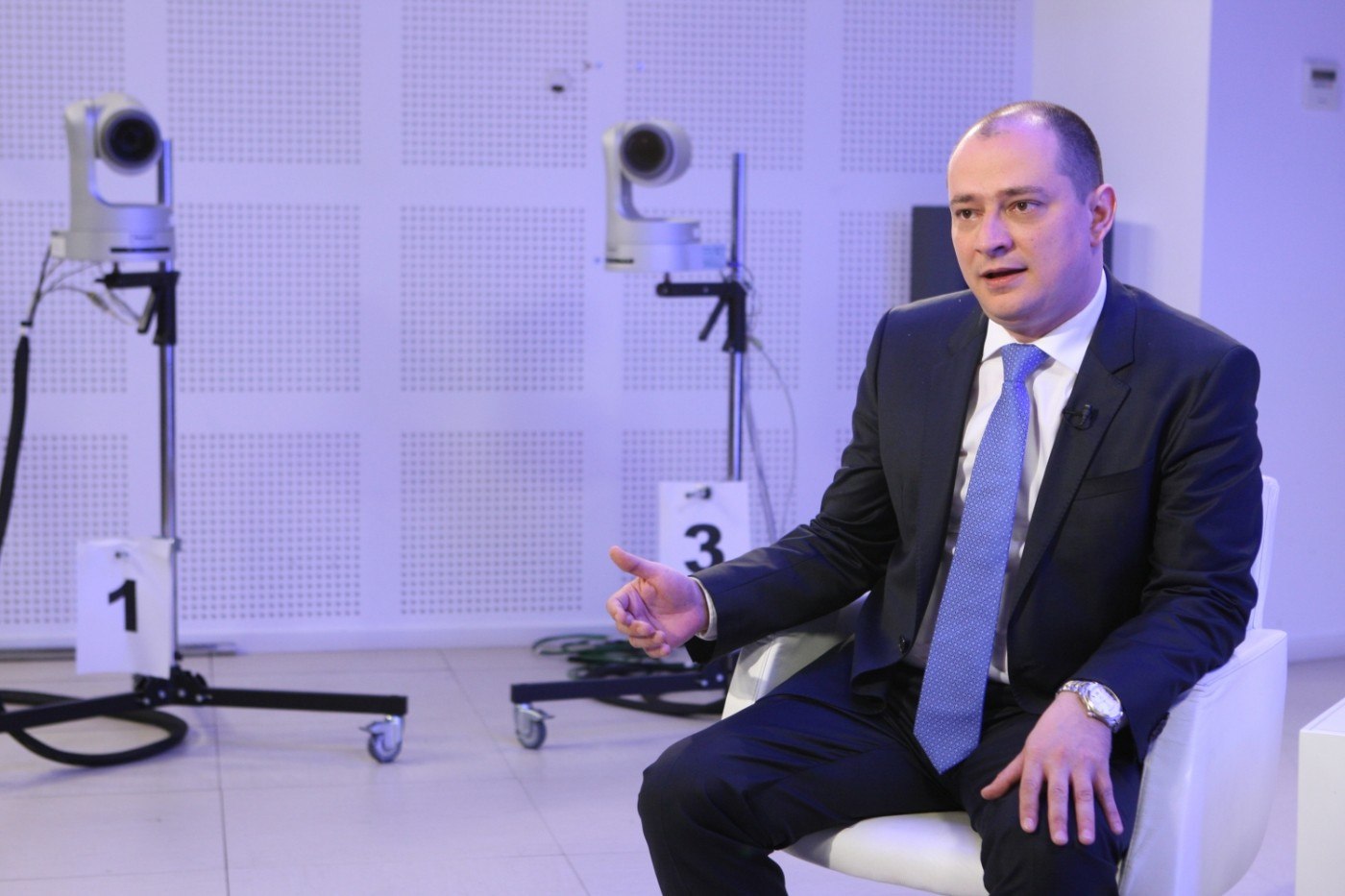 Proiecte ambițioase înainte de alegeri: Daniel Băluţă și Gabriela Firea vor să construiască un aeroport