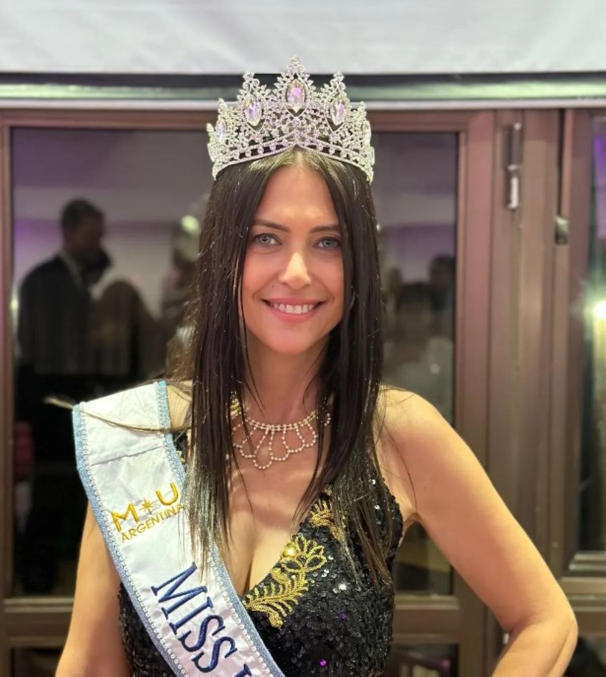 O avocată de 60 de ani scrie istorie, după ce a câștigat Miss Univers Buenos Aires VIDEO