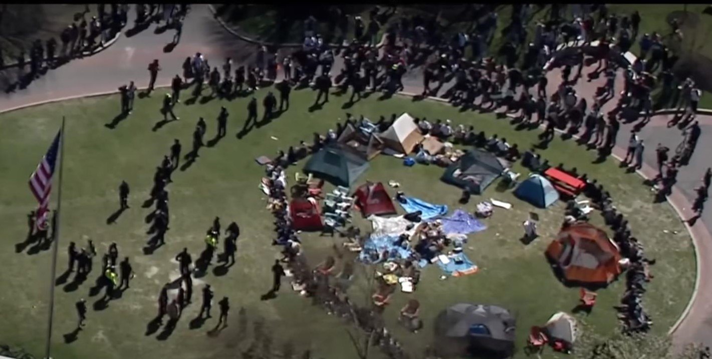 Arestări la o universitate din Boston, pentru insulte antisemite violente. „Ucideţi evreii!” s-a strigat în campus