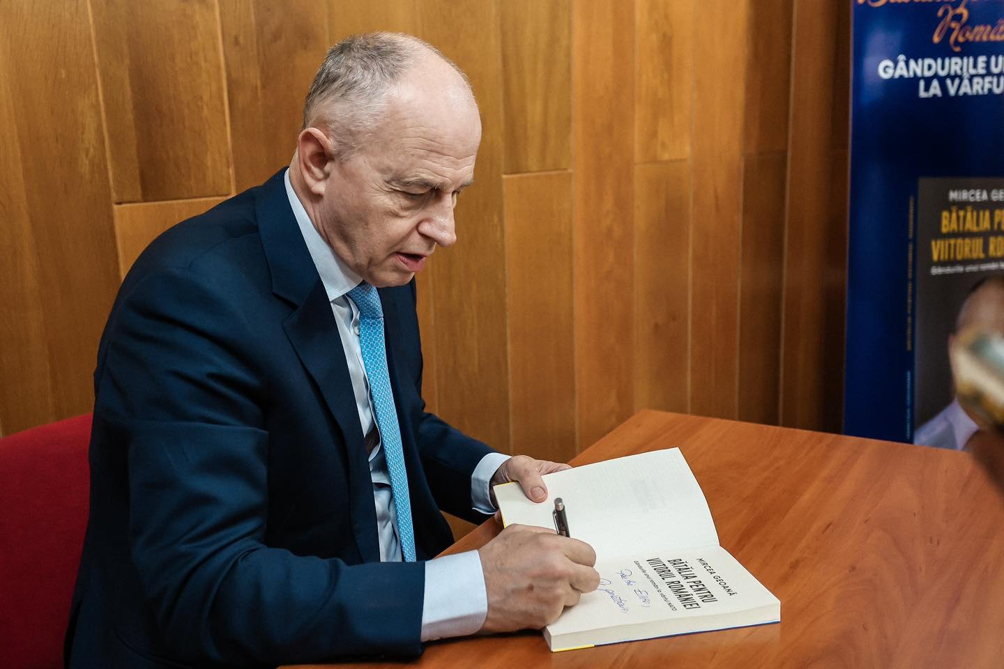 Mircea Geoană cere românilor din America să facă o petiție către noul congres american pentru eliminarea vizelor VIDEO