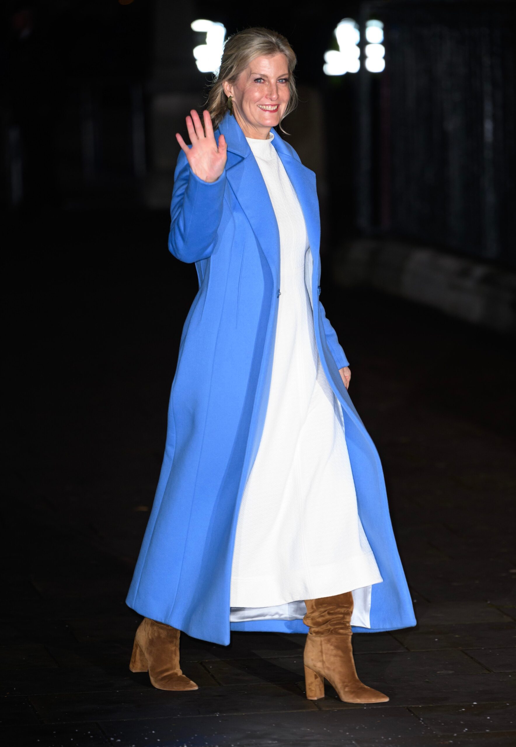 Ducesa de Edinburg este primul membru al familiei regale britanice care vizitează Ucraina de la izbucnirea conflictului