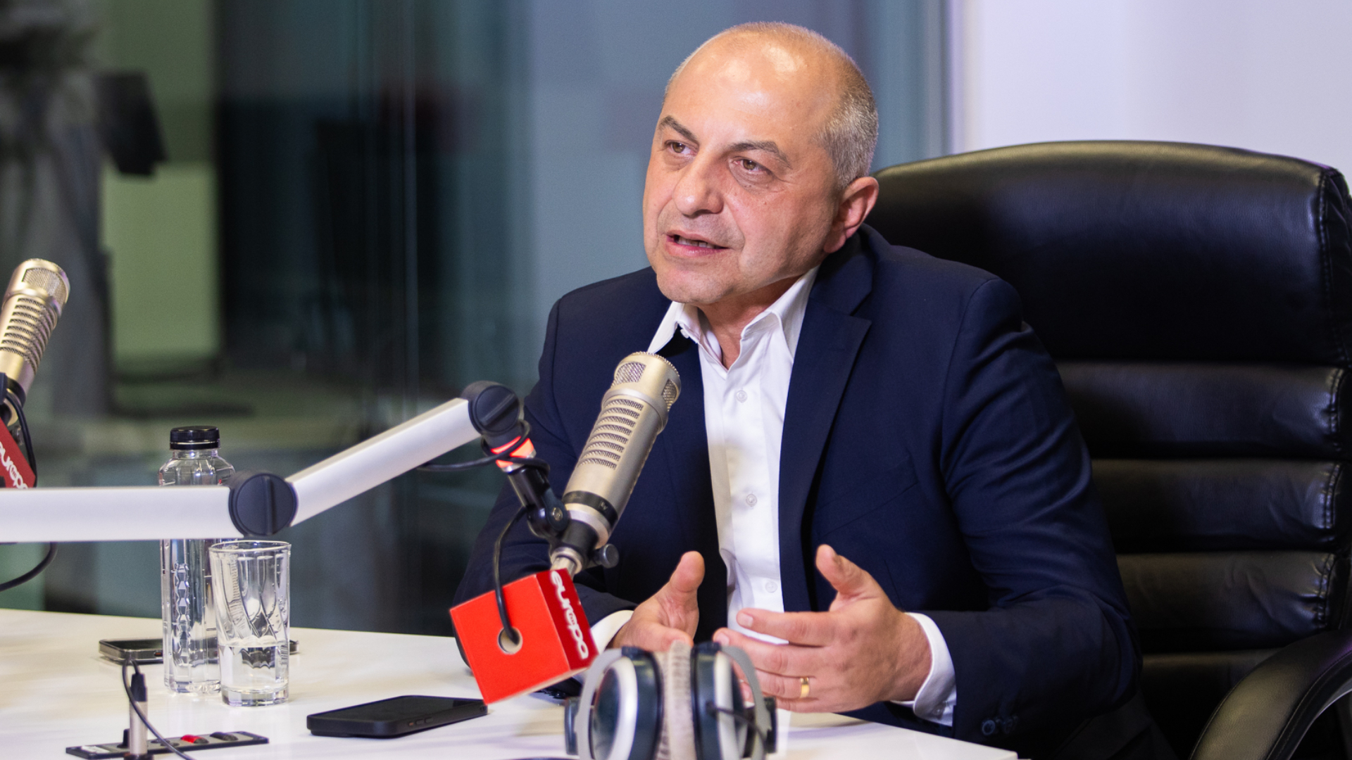 Cătălin Cîrstoiu, reacție la ancheta Hotnews: „Eu nu am să ezit să ajut un pacient, chiar dacă e pe stradă, în alt spital. Chiar dacă este într-un alt spital de stat sau public”