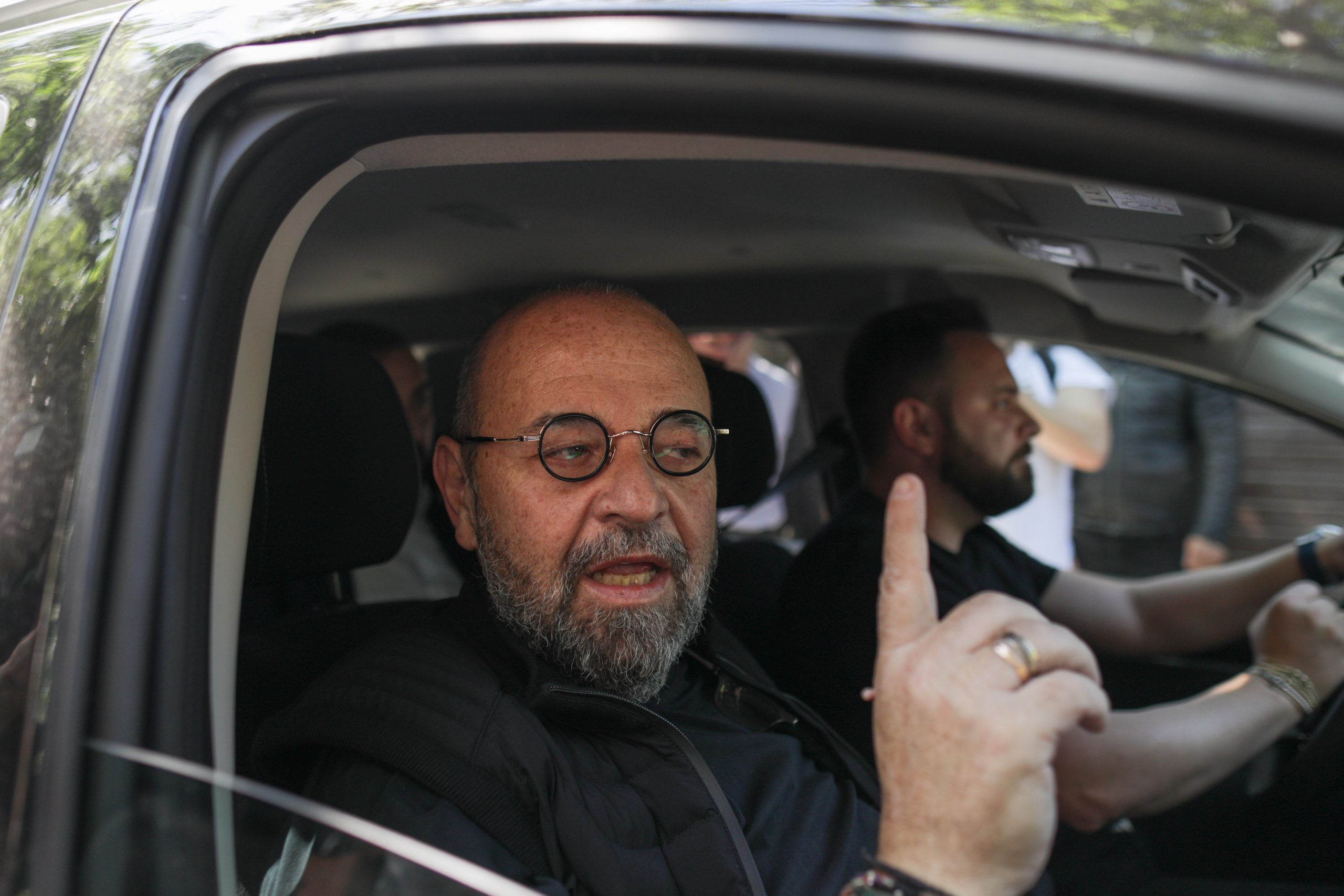 Surse: Adrian Vigheciu nu-și va mai depune candidatura pentru sectorul 5 / Marcel Ciolacu, mesaj pentru Piedone: Cred că în viață trebuie să ne așezăm la masă, să nu avem orgolii și să reușim să construim pentru București