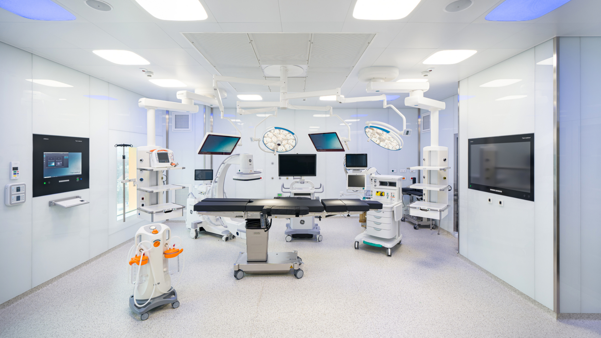 Primii pacienți încep să fie tratați la spitalul construit din donații de Asociația „Dăruiește Viață”. Directorul medical al Spitalului: „Am încheiat procesul de relocare. Ieri a fost primul copil operat” | AUDIO