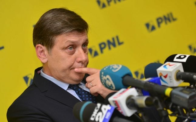 Crin Antonescu îl votează pe Sebastian Burduja pentru Primăria Capitalei. Ce spune despre candidații la prezidențiale
