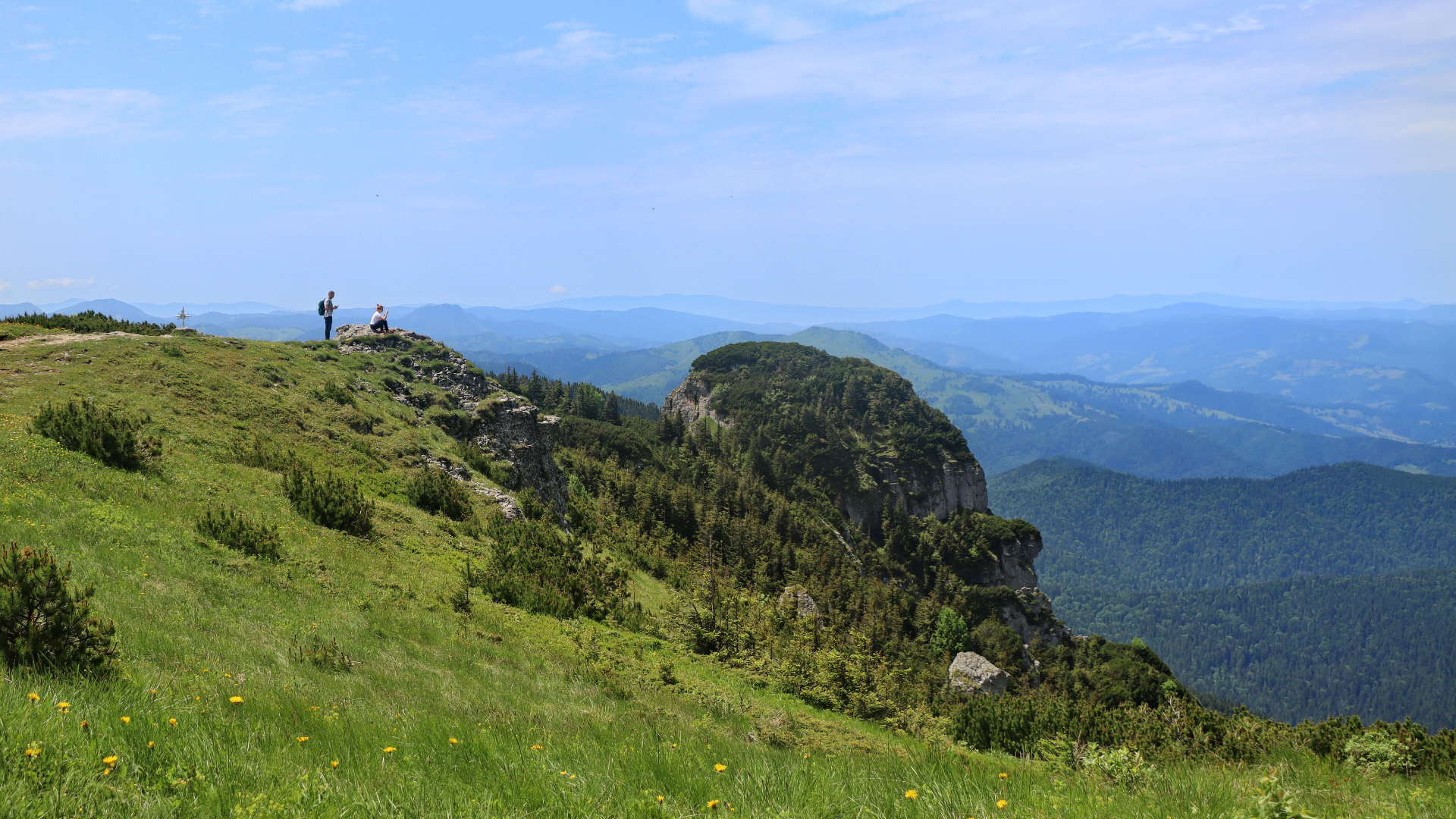 Piața Victoriei, cu Mădălina Dobrovolschi: Ce soluții are România pentru reinventarea turismului? Invitat este Alin Ușeriu, președintele Asociației Tășuleasa Social