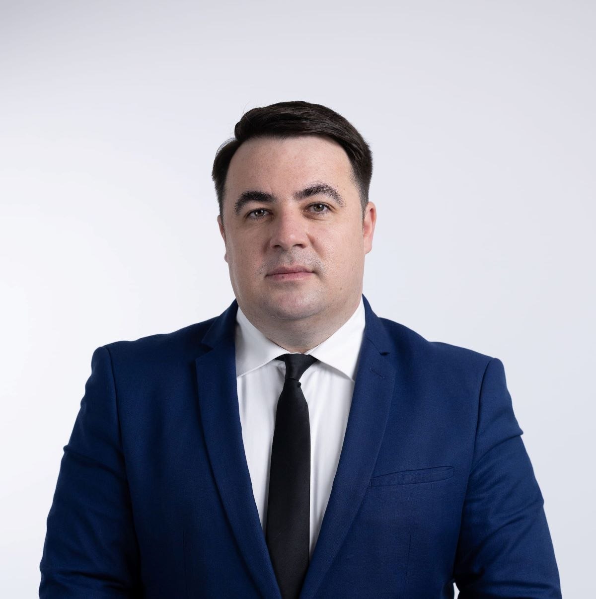 Scandal cu „iz de corupție”. Acuzații grave la adresa europarlamentarului USR Vlad Botoș: „Am avut o încredere oarbă” VIDEO