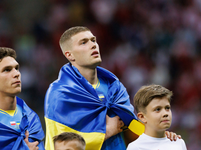 Fotbal și bombardamente. Modul impresionant în care ucrainenii și-au prezentat jucătorii înaintea Campionatului European