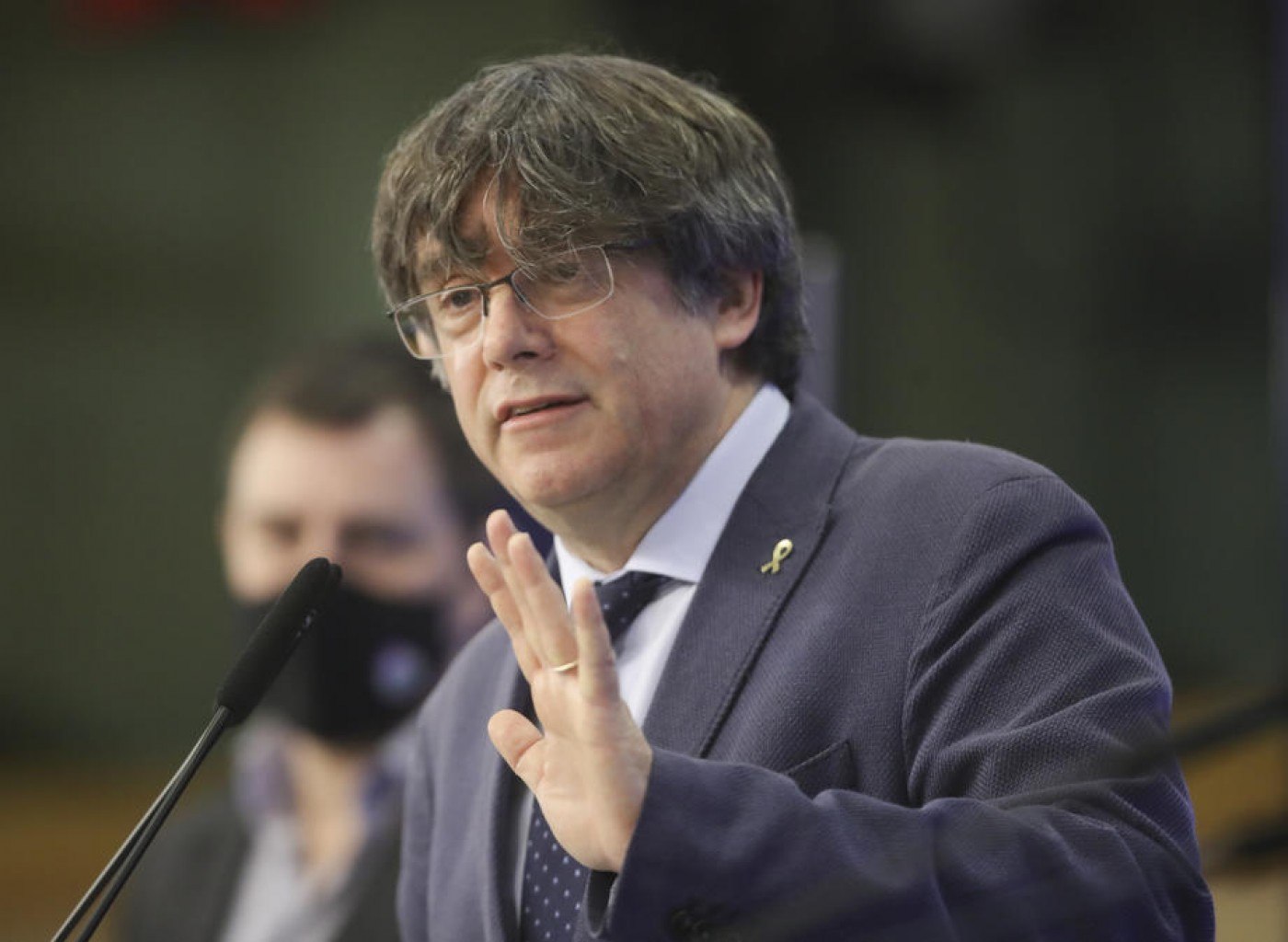 Separatistul catalan Carles Puigdemont susţine că va reveni în Spania în pofida mandatului de arestare care îl vizează