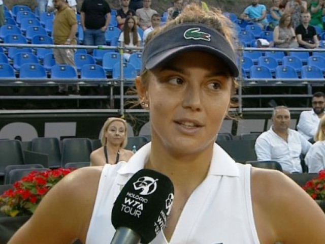 Video | Gabriela Ruse – Jaqueline Cristian 4-6, 7-6 (7-1), 2-6. Jaqueline s-a calificat în ”sferturi” la WTA Iași