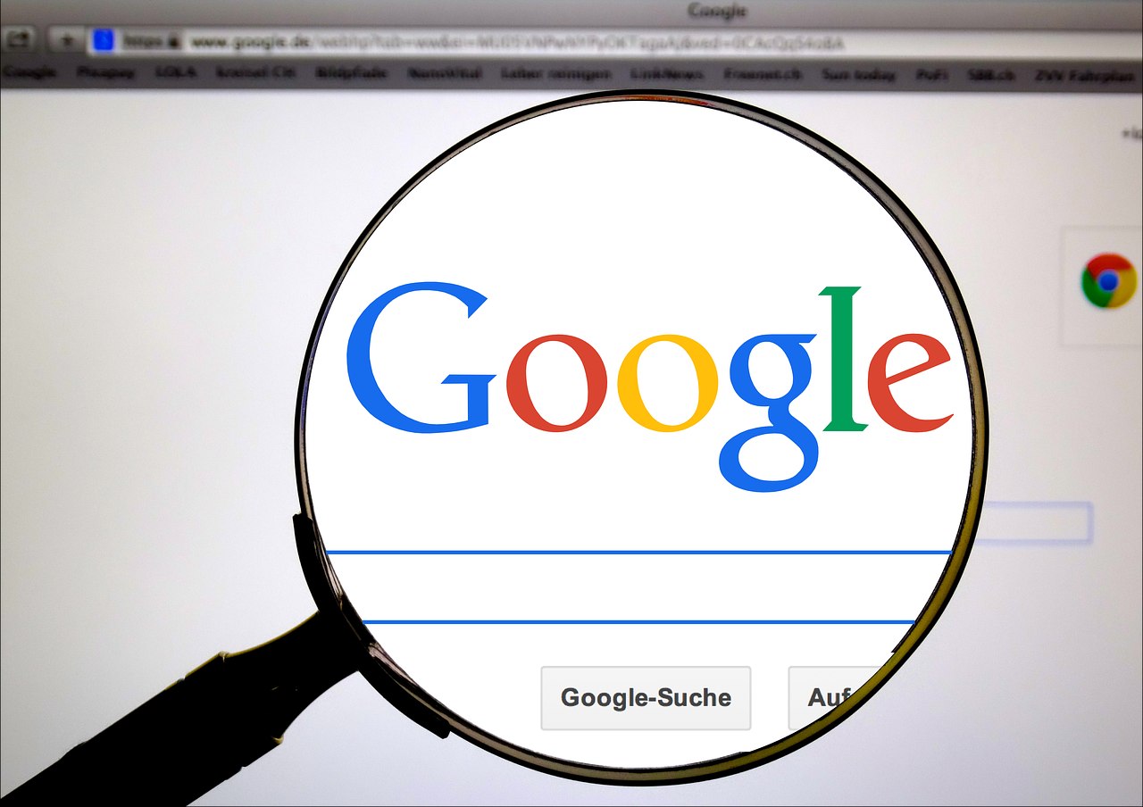 Lovitură pentru Google. Un judecător din SUA a decis că monopolul asupra căutărilor online este ilegal