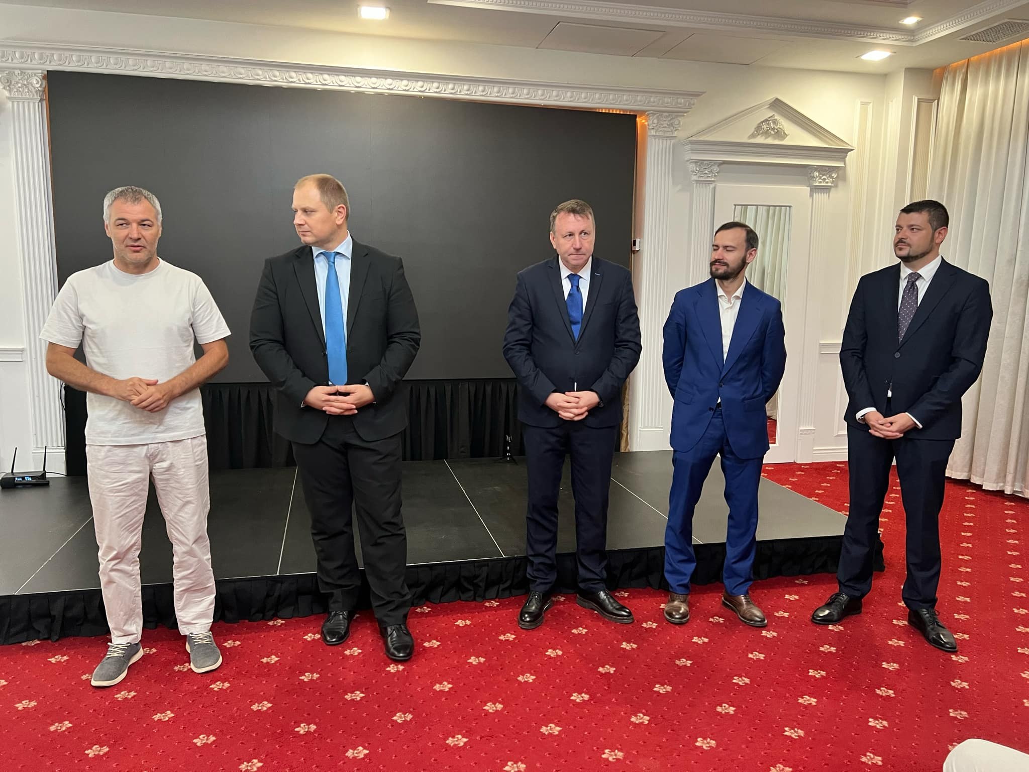 Scandal în politica Rep. Moldova. Un partid părăsește Blocul Împreună după anunțarea candidatului la prezidențiale