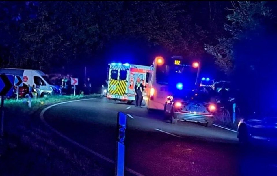 Cinci persoane au fost rănite vineri seara într-un atac cu cuţitul la Siegen, în landul Renania de Nord-Westfalia. O femeie a fost arestată