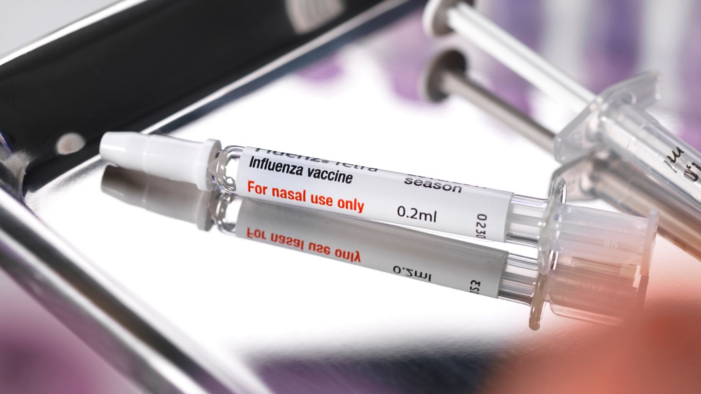A fost aprobat primul vaccin antigripal administrat acasă