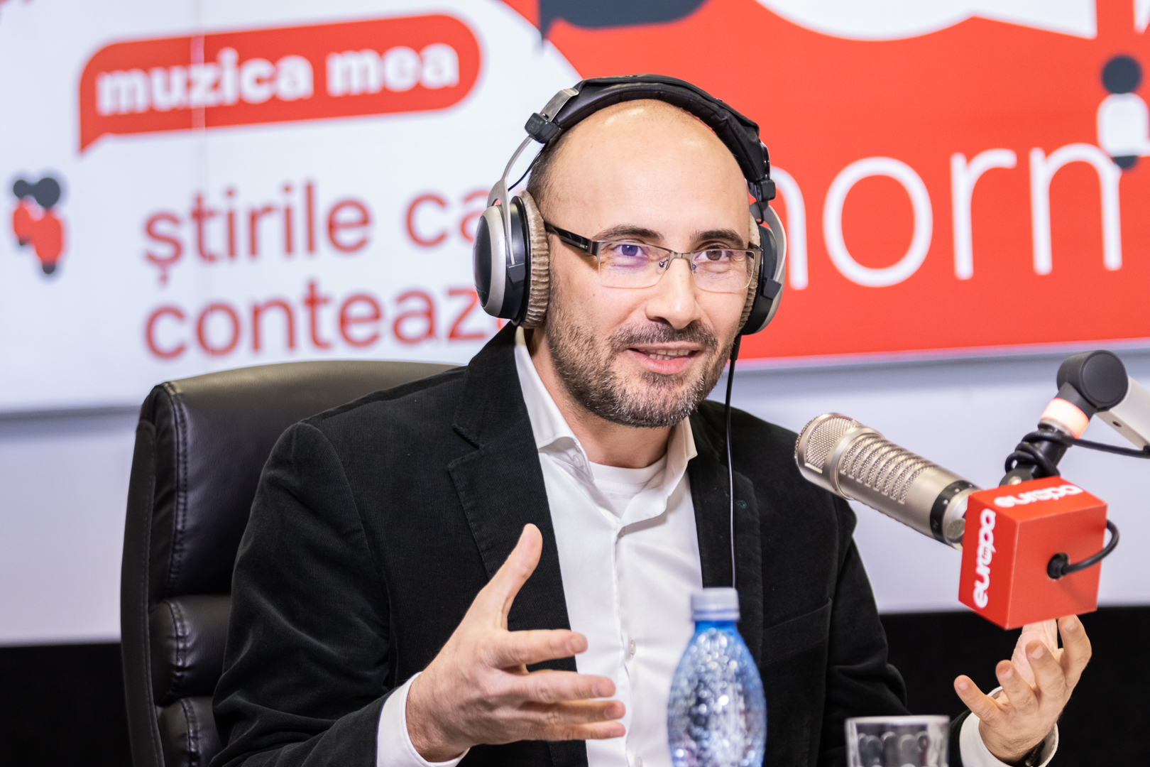 DEZBATERE ELECTORALĂ. Valeriu Turcan, analist politic: „Cele două dezbateri nu cred că i-au convins pe mulți români să meargă la vot. Cred că nu se va atinge pragul de 50%” : Europa FM