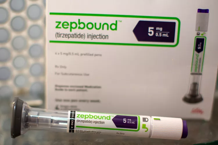 FDA aprobă Zepbound pentru a trata apneea în somn