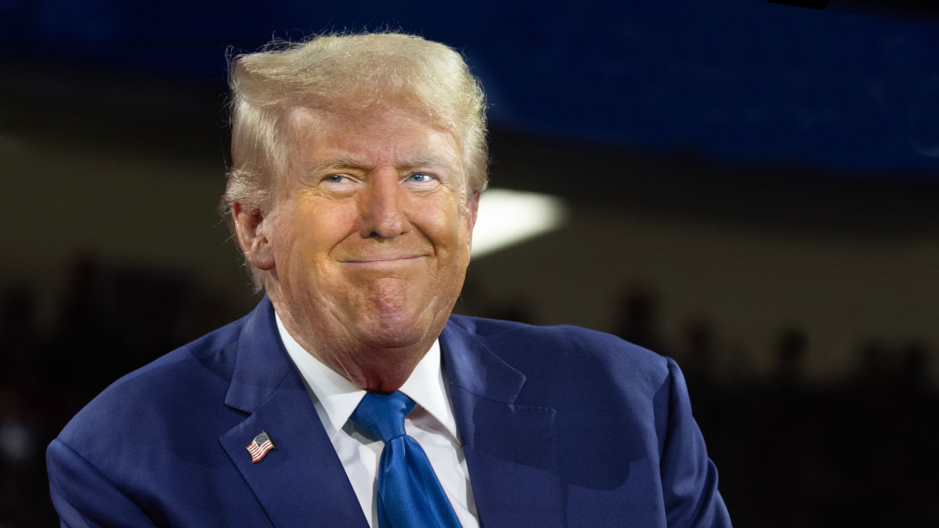 Un amendament constituțional care i-ar permite lui Donald Trump să candideze pentru a treia oară la președinție a fost depus în Congres