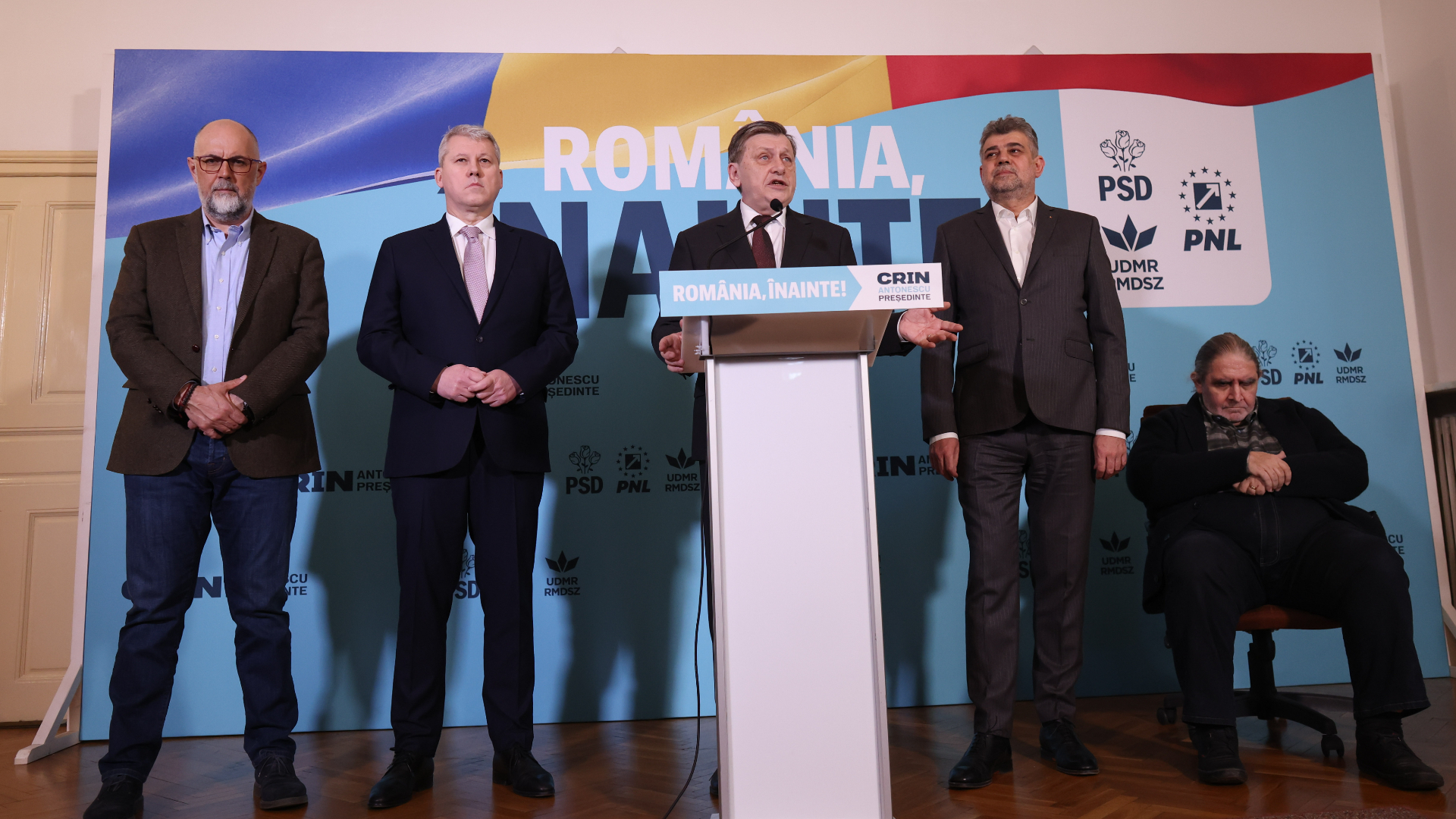 Candidatura lui Crin Antonescu, lansată oficial luni. Marcel Ciolacu: „Este mult mai pregătit decât mine”. Cătălin Predoiu: „Un candidat echilibrat, înțelept, cu mintea îndreptată către viitor”