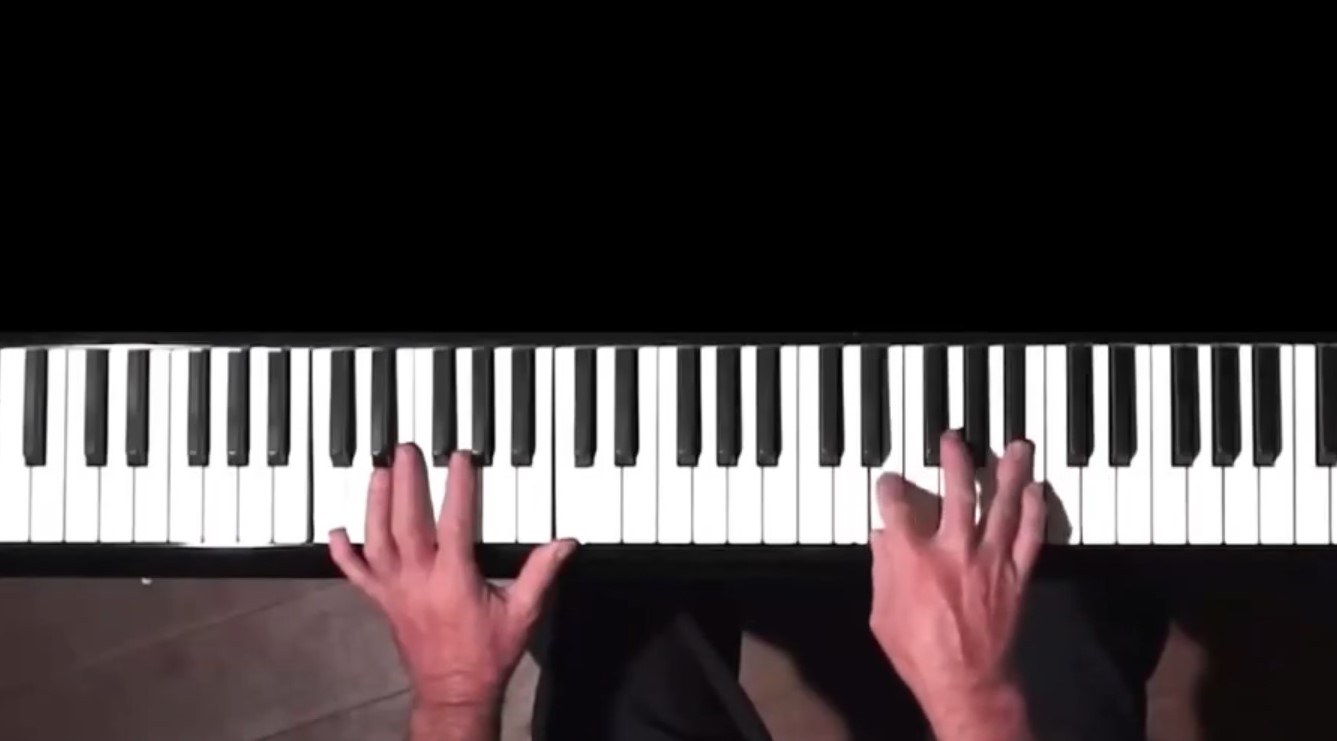 Muzica personalizată poate reduce semnificativ durerea