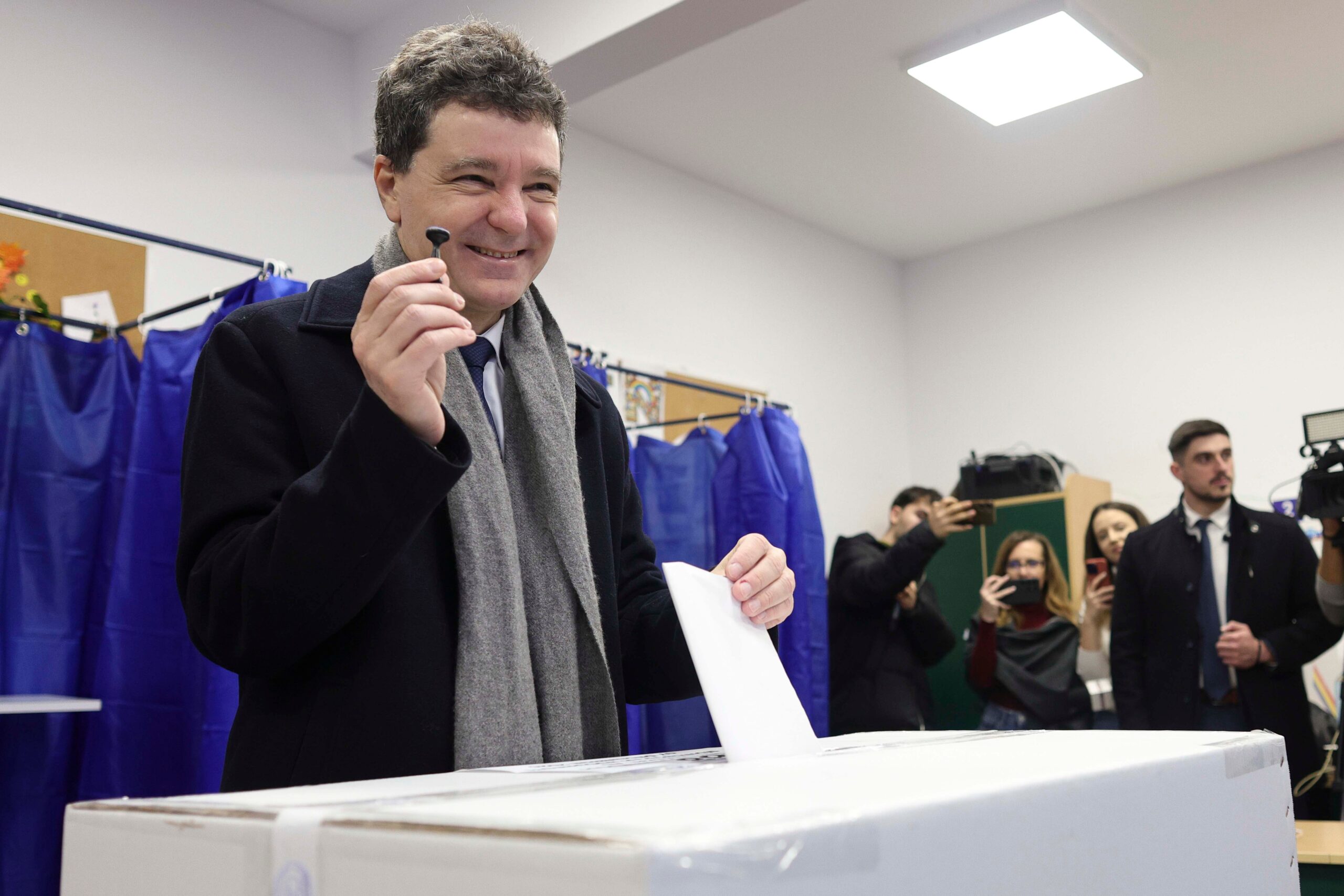 Cu cine a votat Nicușor Dan la alegerile din Capitală: „M-am dezobișnuit să aleg pe altcineva, candidez la poziţia asta din 2012”