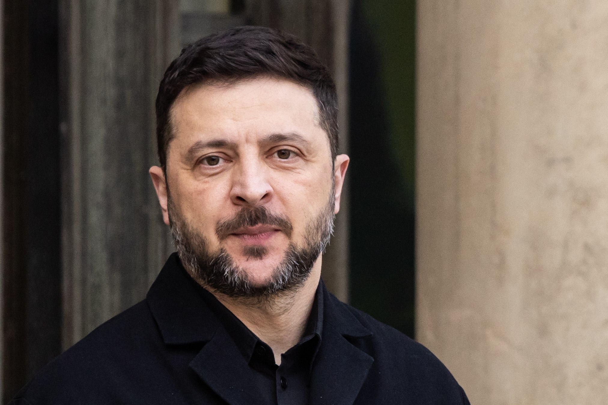 Zelenski anunţă că a discutat cu emisarii americani Witkoff şi Kushner „detalii importante ale eforturilor” de pace în Ucraina