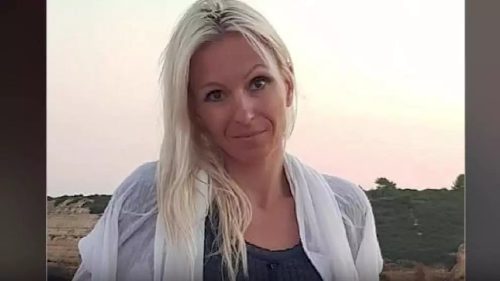 Cine este Raluca Rogoz, blonda numită de Bolojan la șefia Achizițiilor Publice. Legătura cu Clotilde Armand