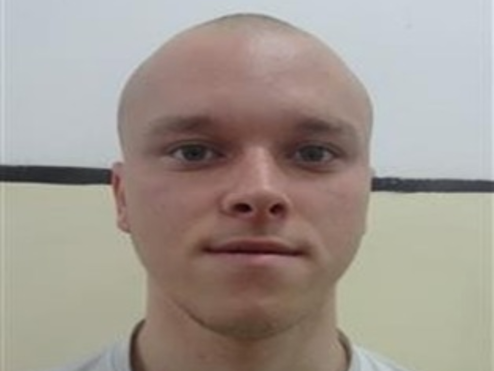 Un deţinut a evadat de la Penitenciarul Poarta Albă. Bărbatul este condamnat la patru ani și șapte luni închisoare pentru tâlhărie calificată : Europa FM