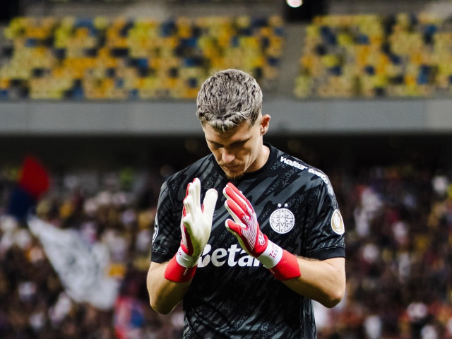 Vis interzis? Ștefan Târnovanu a spus că vrea să plece de la FCSB și Becali i-a fixat prețul