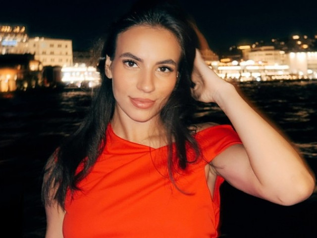 Galerie Foto | ”Am fugit de București și am nimerit într-un haos și mai mare”. Joacă în naționala României și a spus de ce-i este greu
