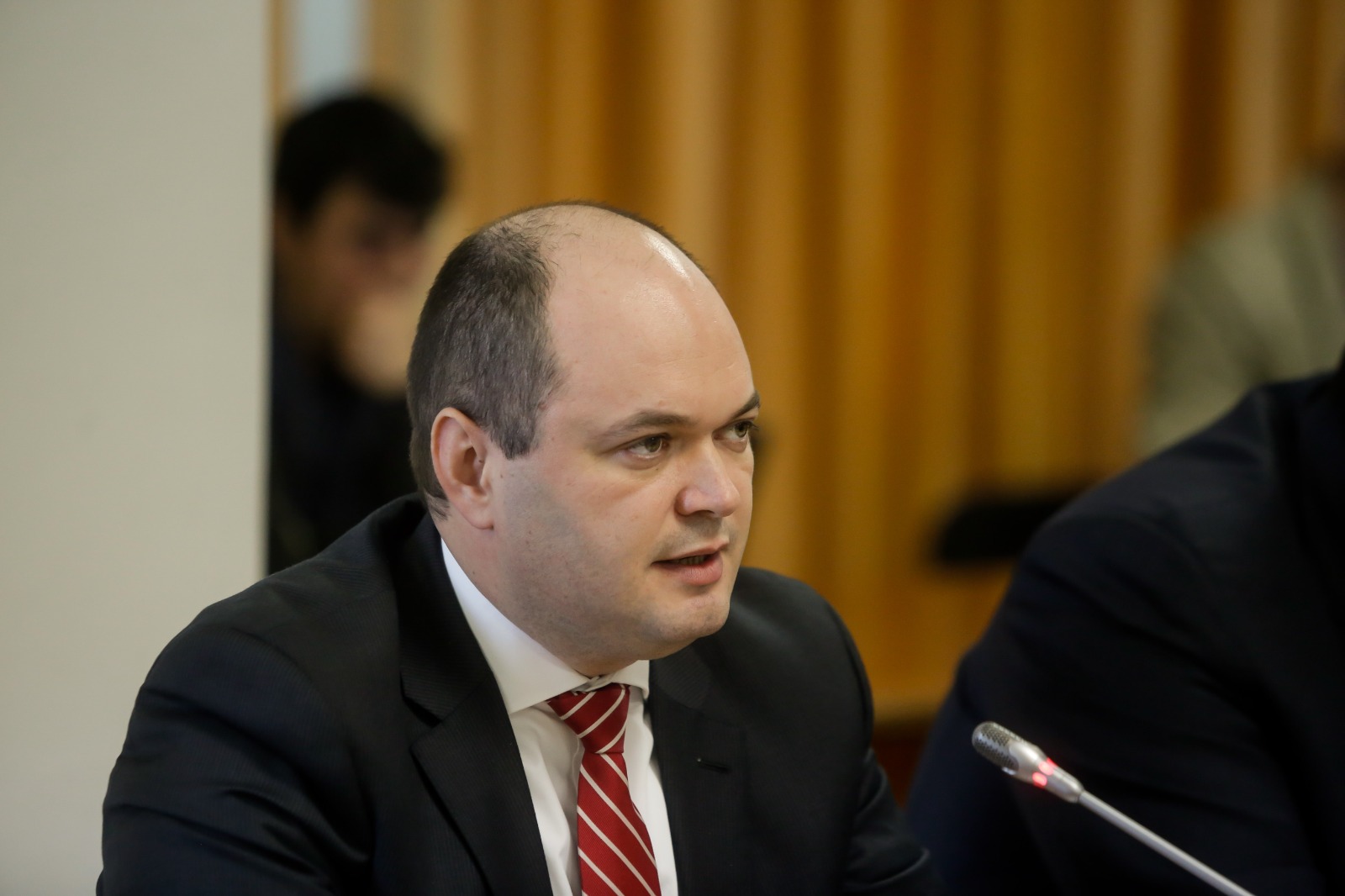 Ionuț Dumitru, consilier onorific al premierului: “Amânarea deciziei CCR – un blocaj în reforma pensiilor” : Europa FM