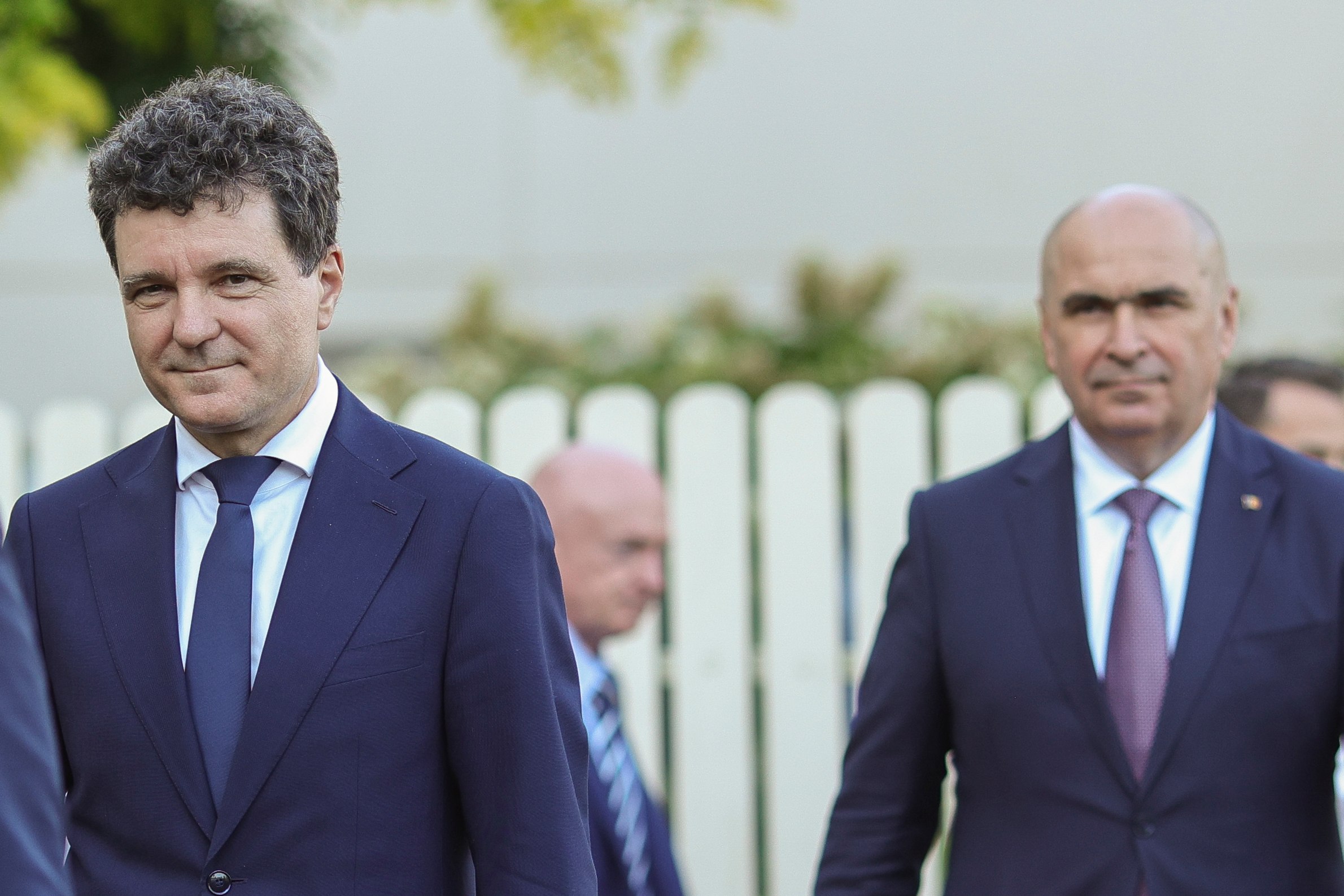Noul an pentru politica română va aduce stabilitate în instabilitate. Politolog: „Un an care va semăna mult cu a doua jumătate a lui 2025“