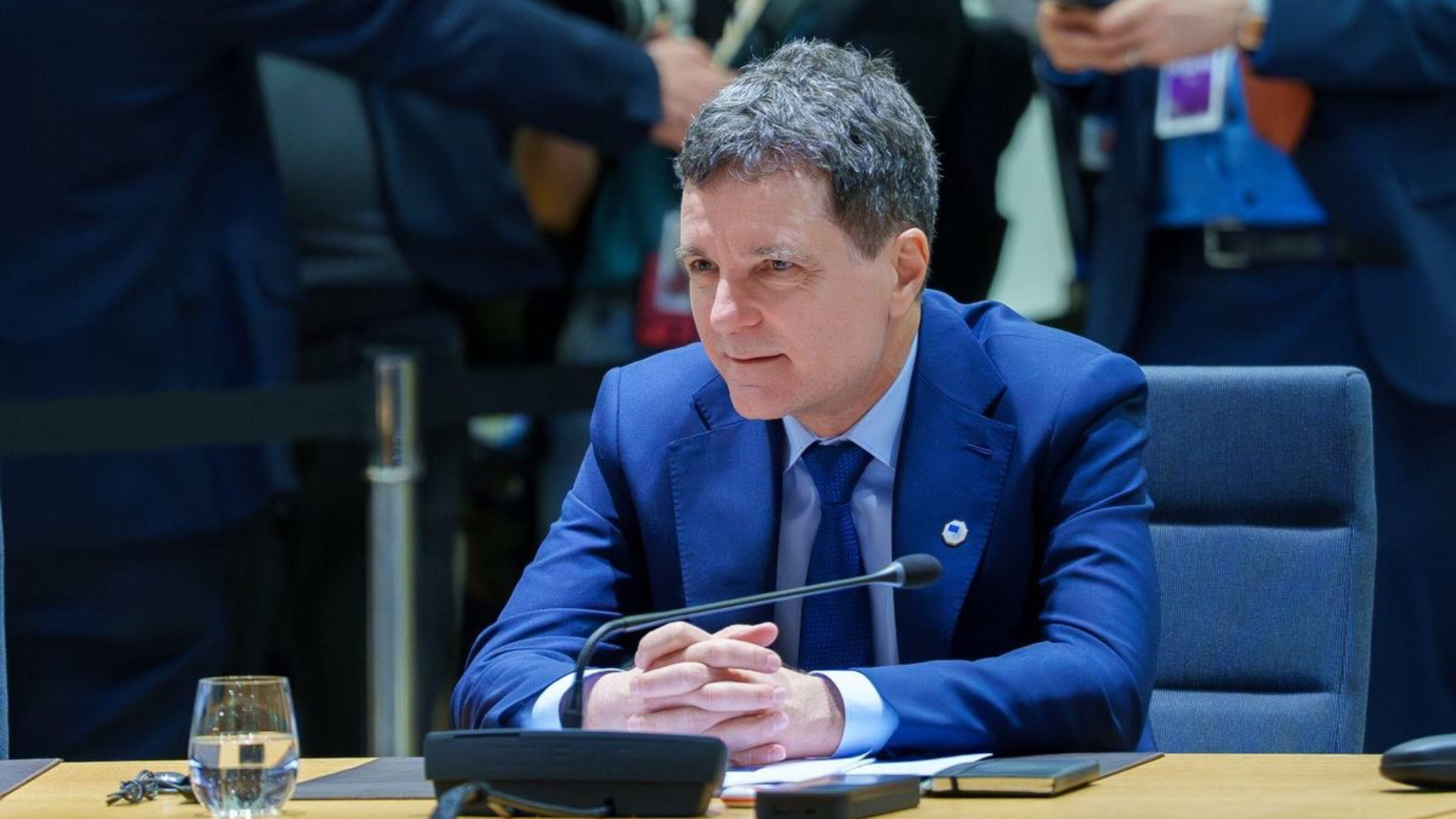 Președintele Nicușor Dan: Concluzia unanimă a discuțiilor informale din cadrul Consiliului European a fost una de solidaritate cu Danemarca și Groenlanda : Europa FM