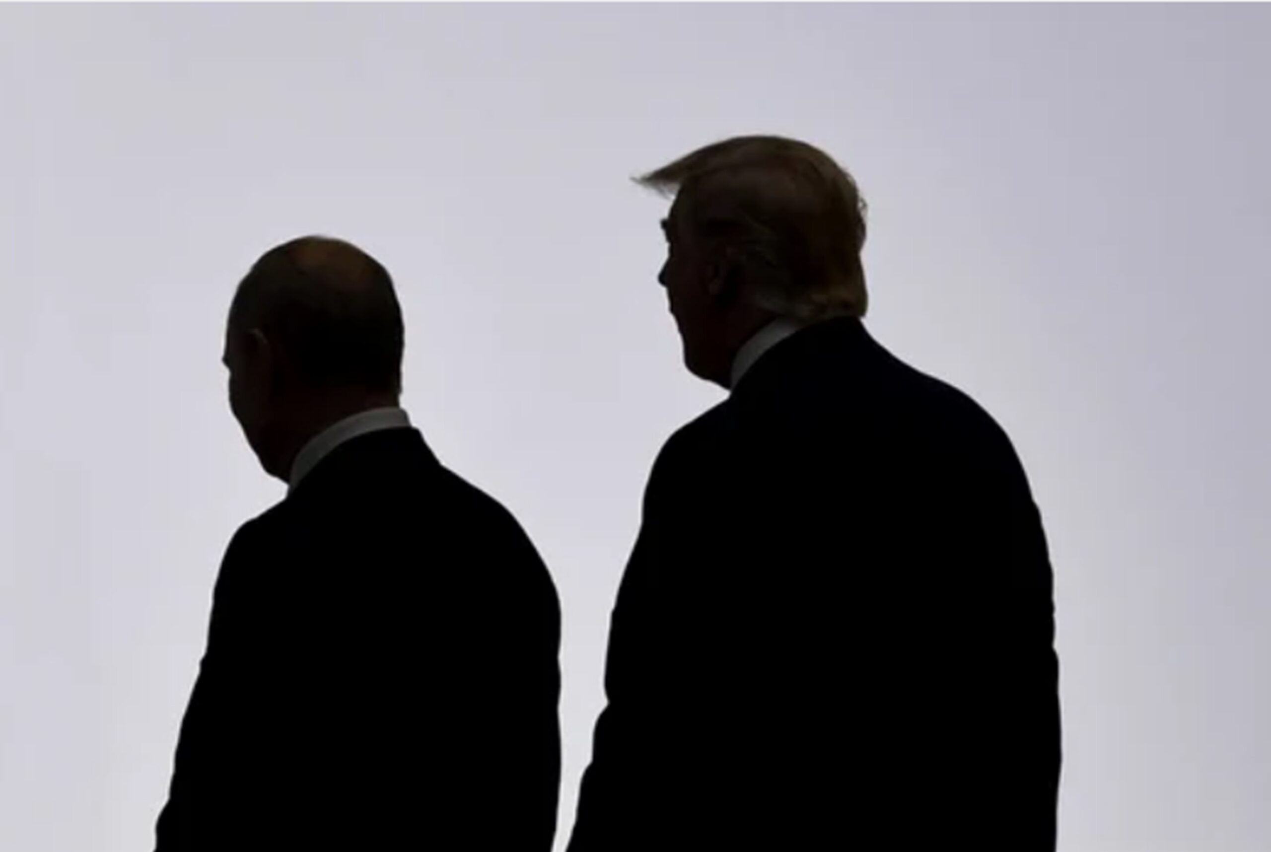 „Trump acceptă mita lui Putin”: acuzațiile unui editorialist Kyiv Post despre încălcarea Constituției SUA