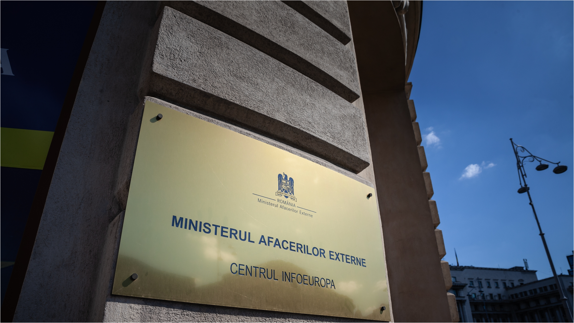 Ministerul de Externe: Niciunul dintre cei 400 de cetățeni români din Iran nu a cerut repatrierea : Europa FM