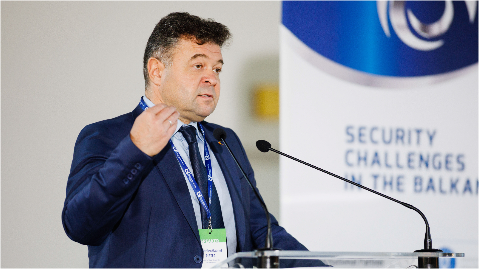 Rectorul Universității de Vest din Timișoara, care este și deputat PNL, explică de ce casa care i-a fost jefuită nu apare în declarația de avere  : Europa FM