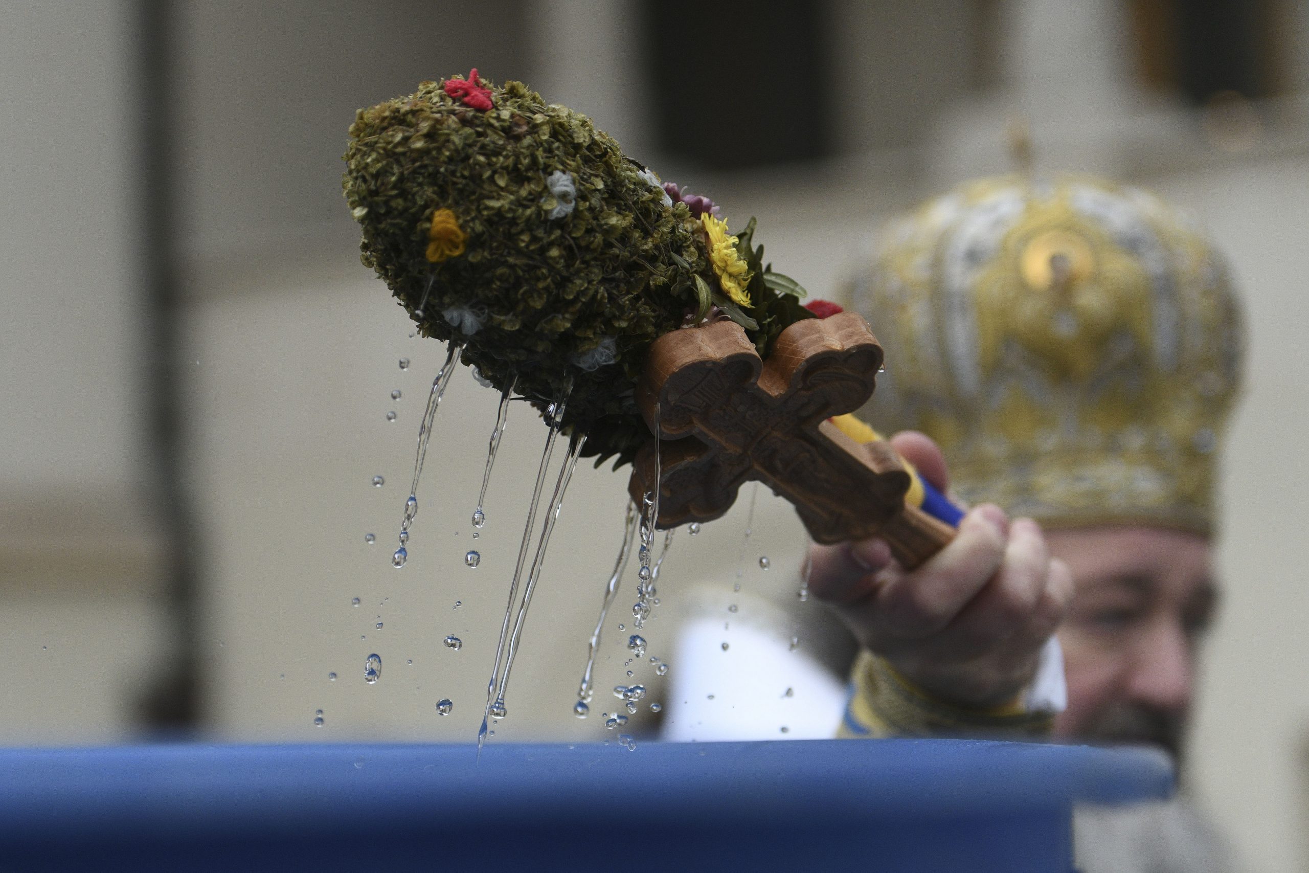 Credincioşii ortodocşi sărbătoresc Boboteaza : Europa FM