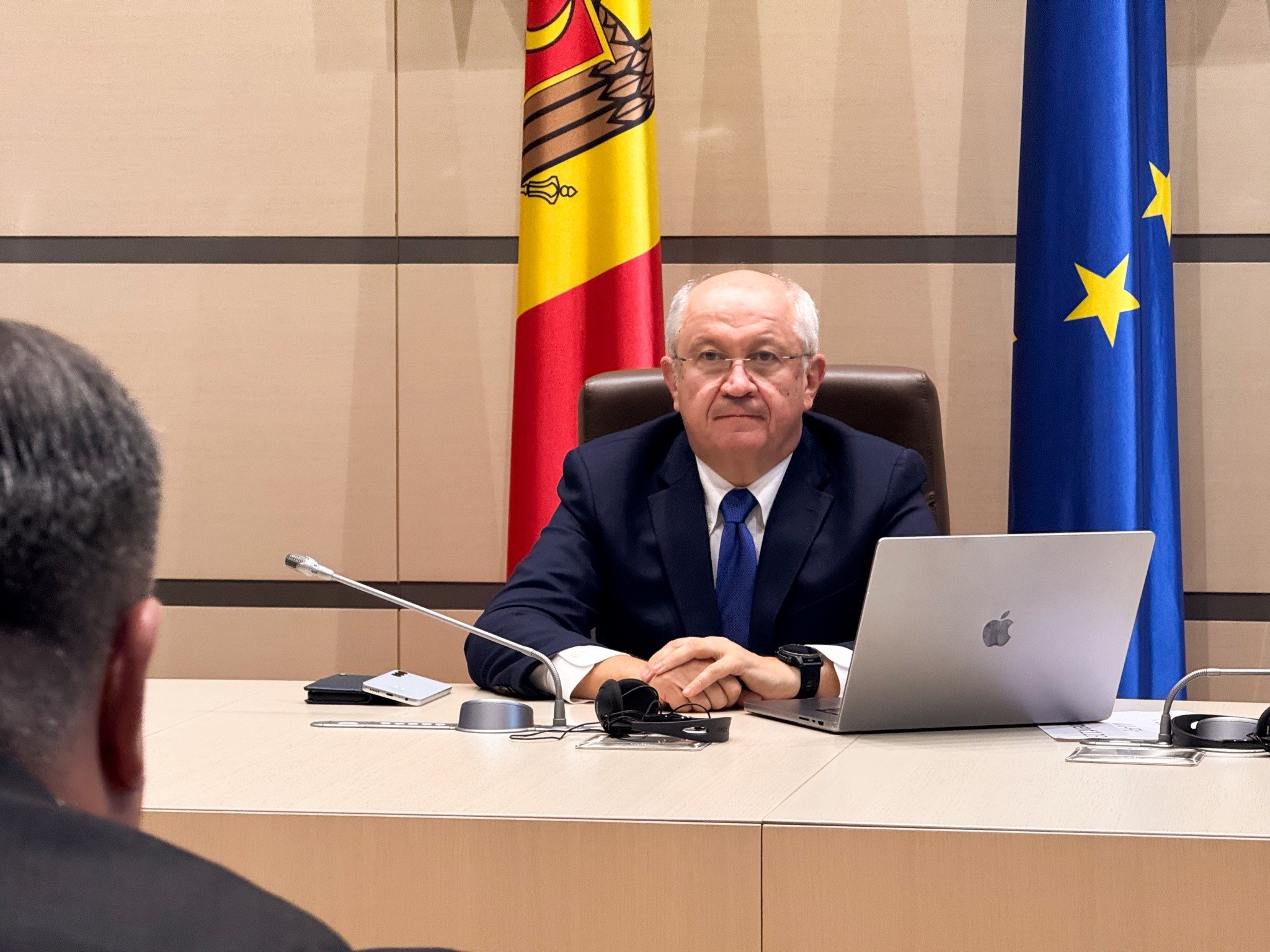 Lapoviță și polei masiv în Republica Moldova. Premierul a cerut armatei să intervină în capitală