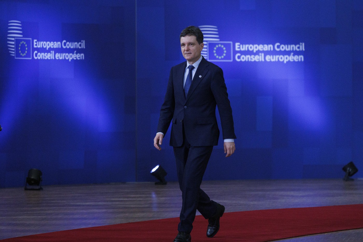 Cum poate Nicușor Dan să transforme participarea la Consiliul Pǎcii de la Washington într-un atu strategic