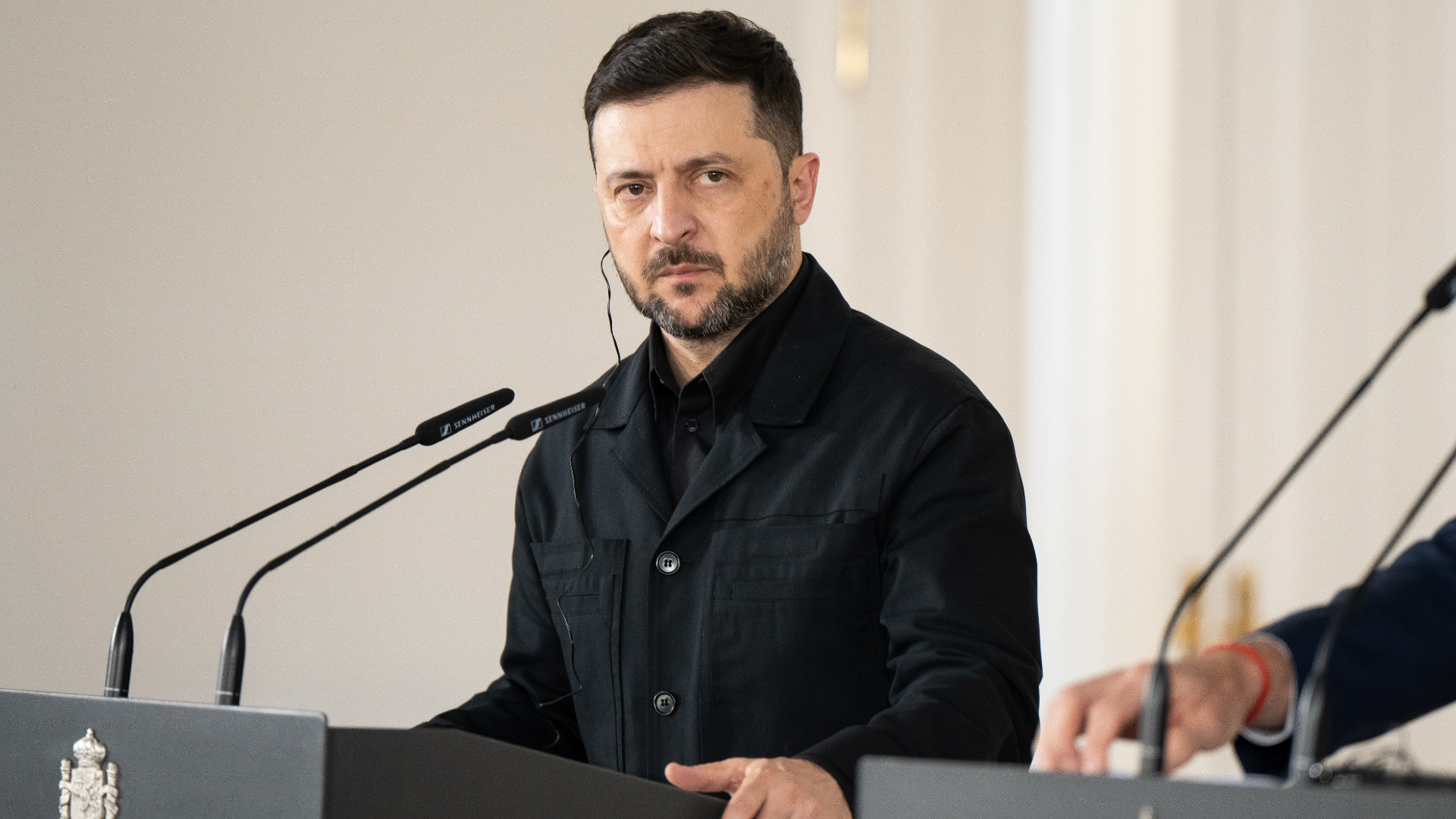 Mesajul lui Volodimir Zelenski, la patru ani de la izbucnirea războiului în Ucraina: „Putin nu și-a atins obiectivele, nu a zdrobit poporul ucrainean” : Europa FM
