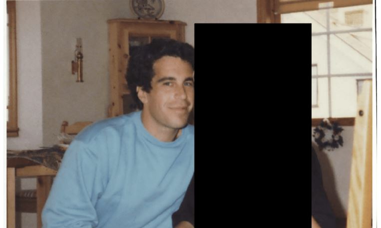 Un nou lot din dosarele finanțistului american, Jeffrey Epstein, a fost publicat