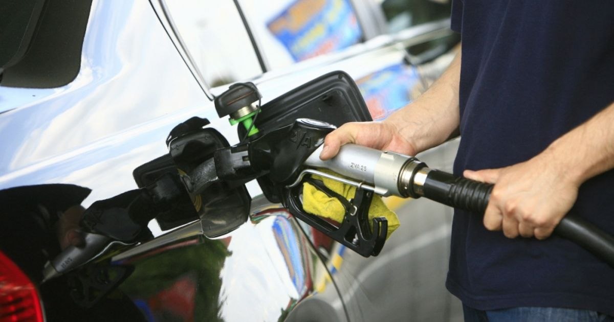 Slovenia limitează vânzarea carburanților: șoferii nu pot cumpăra mai mult de 50 de litri pe zi