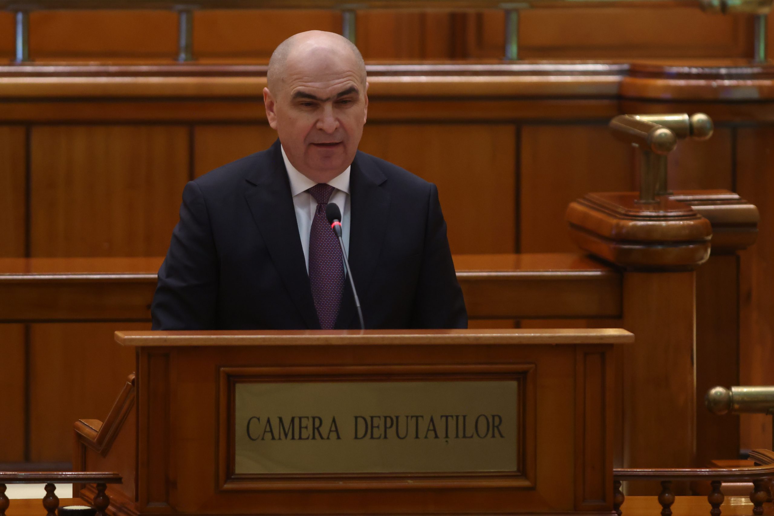 Buget 2026. Ilie Bolojan, în plenul Parlamentului: Este un buget care spune oamenilor adevărul : Europa FM