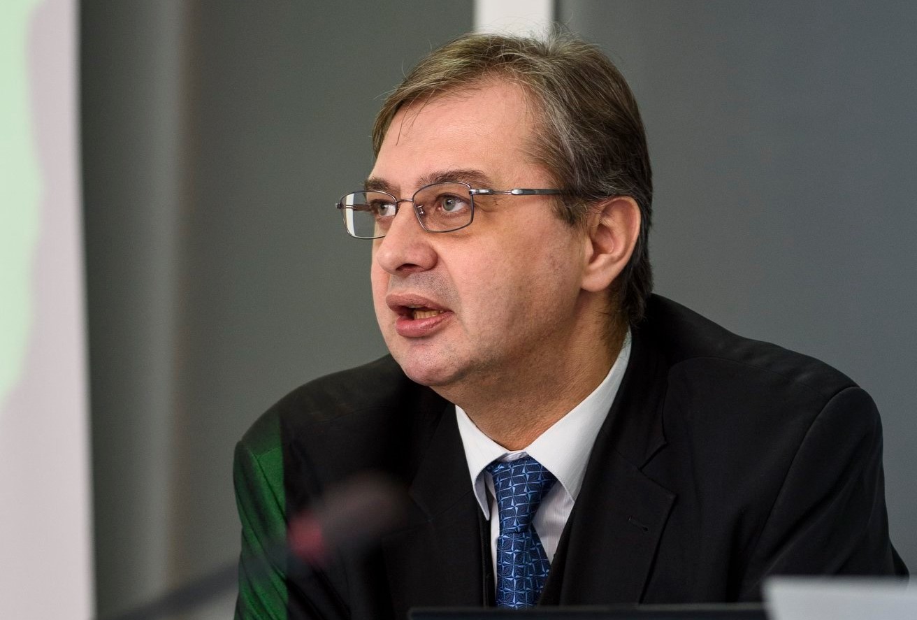 Analistul Iulian Chifu: „Azi am avut decizia Statelor Unite de a închide dosarul iranian, după ce au continuat să îmbogățească uraniu” : Europa FM