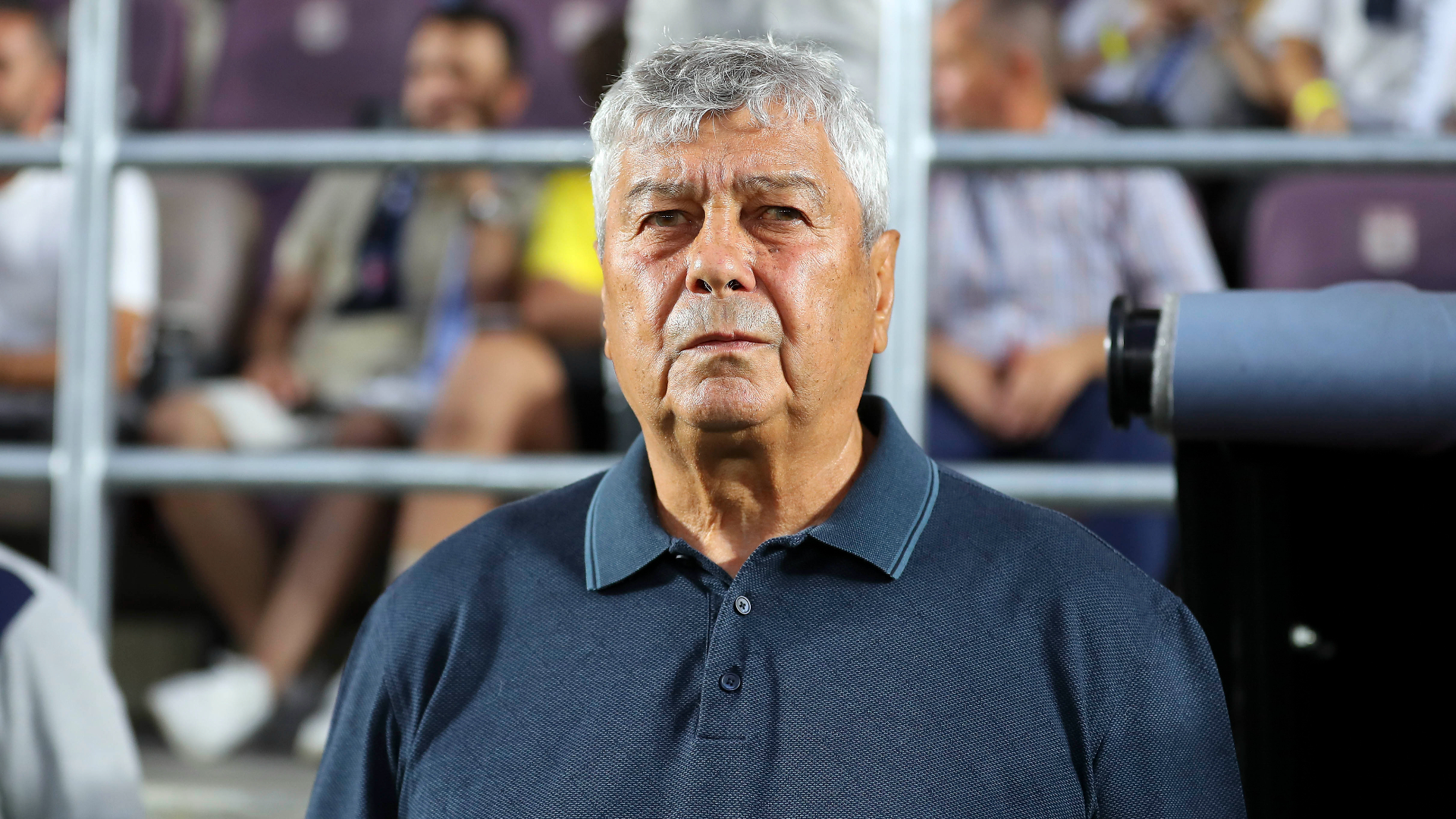 Selecționerul Mircea Lucescu a fost transportat la spital, după ce i s-a făcut rău în timpul unei ședințe tehnice : Europa FM
