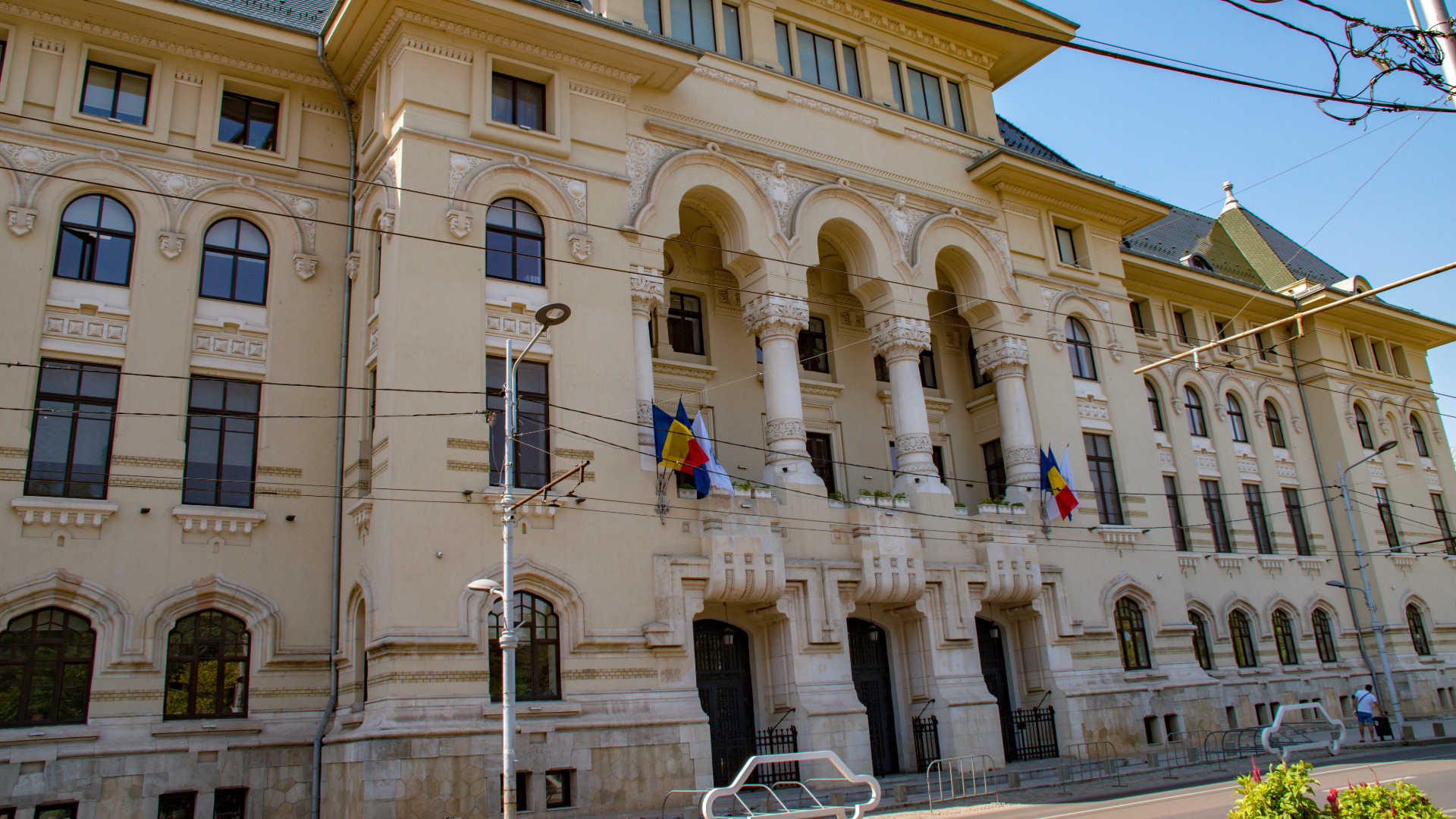 Scandalul panourilor publicitare cu mesaje anti-cezariană din București: Primarul Capitalei anunță că acestea vor fi date jos : Europa FM