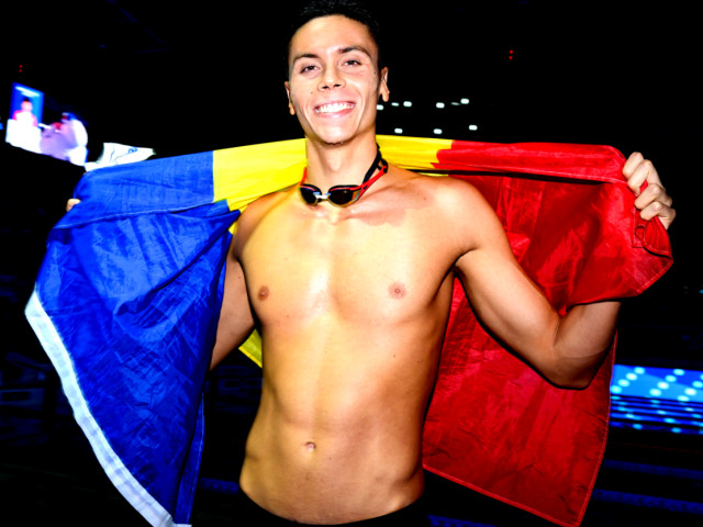 ”Îmi place suspansul”. Ce urmează pentru David Popovici, după a doua medalie de aur la Campionatele Naționale