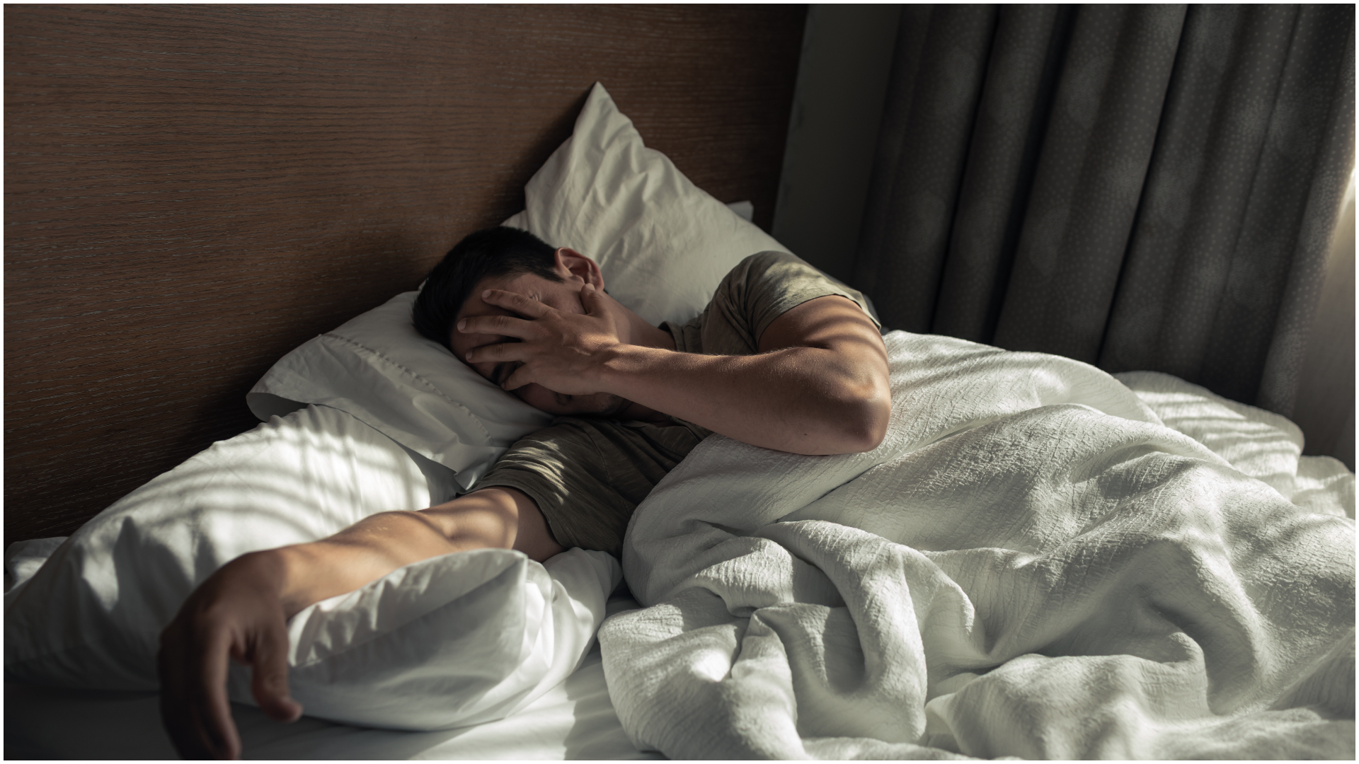 SONDAJ: Românii nu dorm din cauza grijilor financiare. Numai patru din 10 români susțin că se simt în siguranță din punct de vedere economic : Europa FM