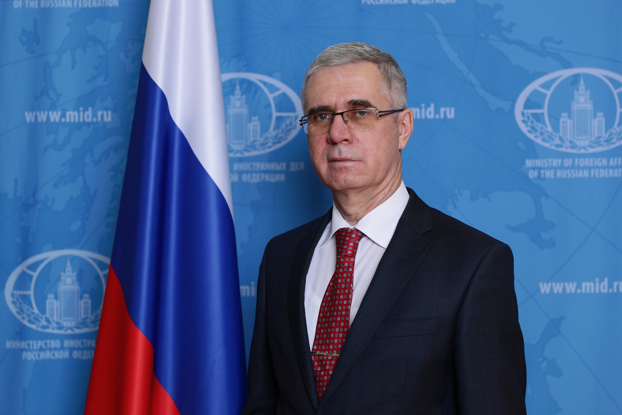 Ambasadorul rus la București, Vladimir Lipaev, convocat la MAE. Drona care a explodat pe un bloc din Galați este de proveniență rusească