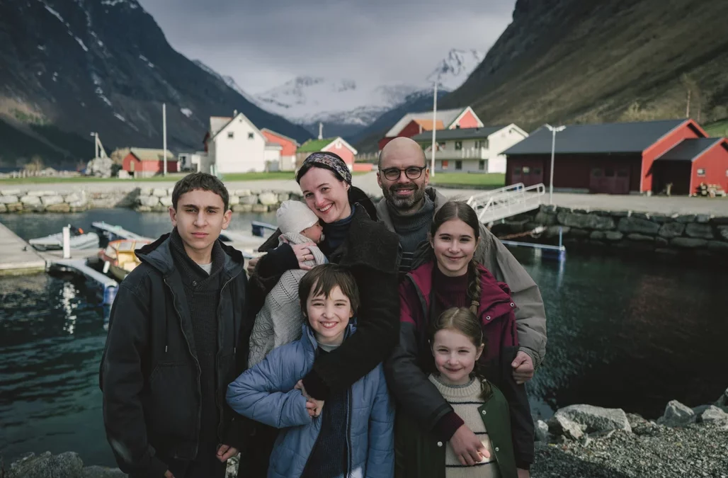 „Fatherland” și „The Beloved” sunt printre filmele favorite pentru Palme d’Or la Cannes. Ce spun criticii despre „Fjord”, noul film al lui Cristian Mungiu