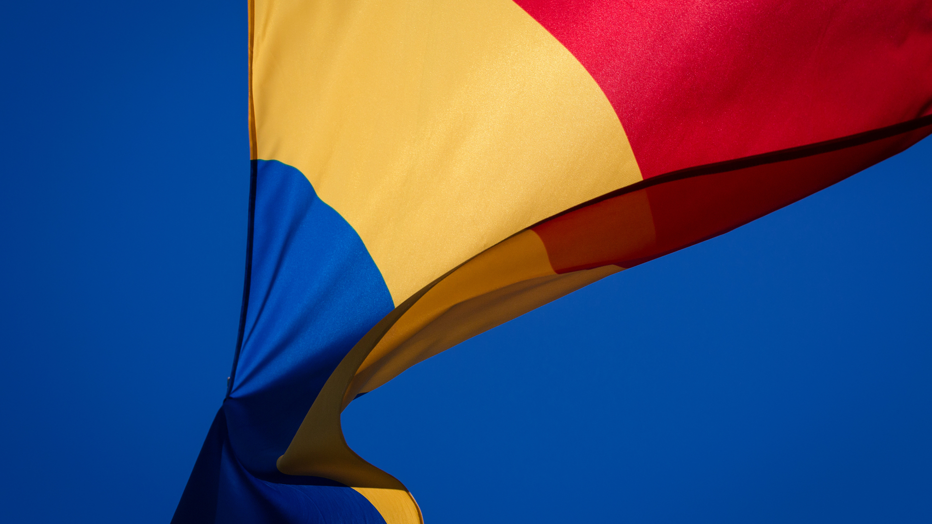 respinge acuzațiile și confirmă aprobările CSAT